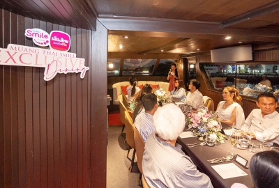 เมืองไทยประกันชีวิต-ไอคอนสยาม จัดกิจกรรม 'เมืองไทย Smile Exclusive Dining on Pruek Cruise'