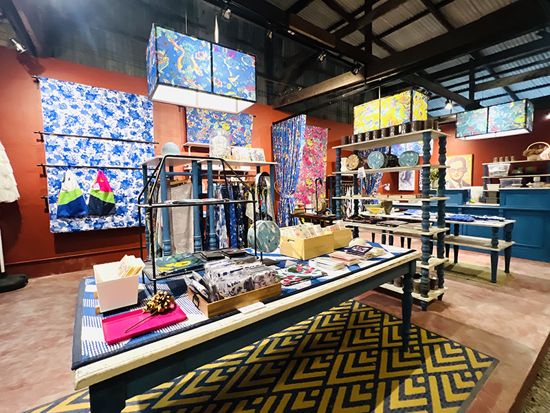 malayu living 11 10 6