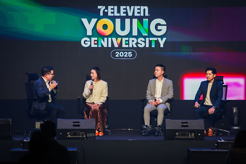 ELEVEN The Moon 23 06 7