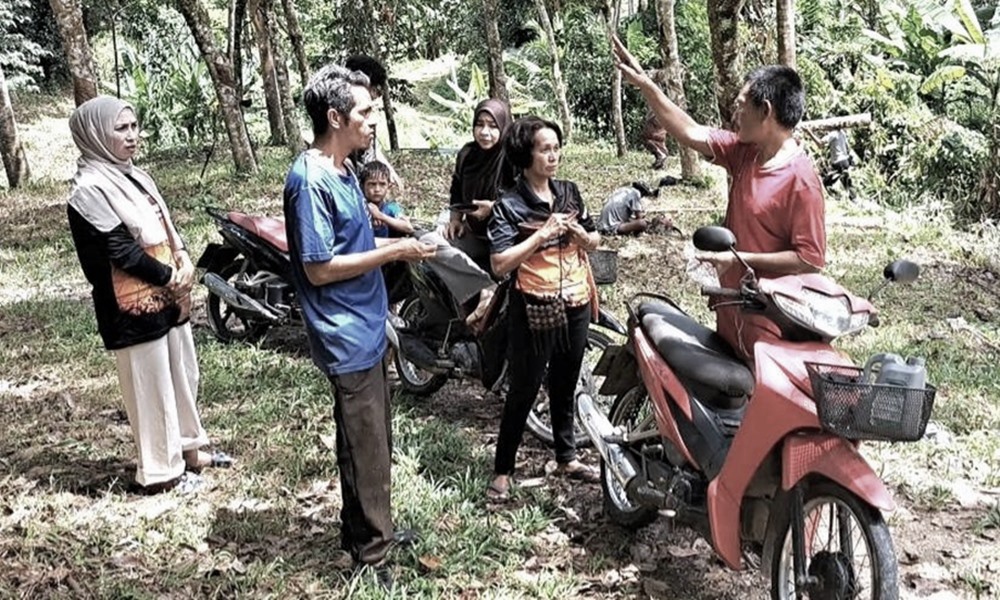 mothermourning291051