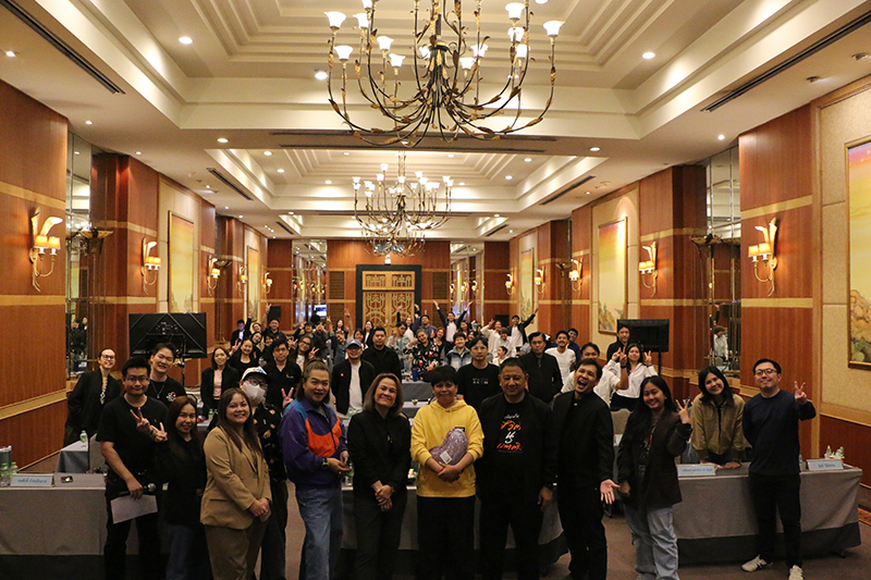 PR Producer2 M 16 03 4