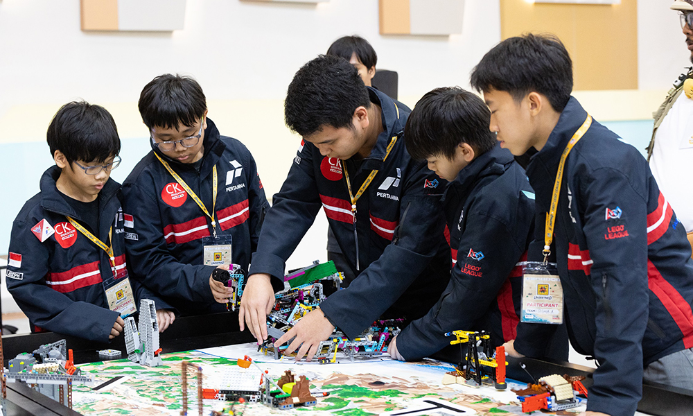 dow 180226 main lego